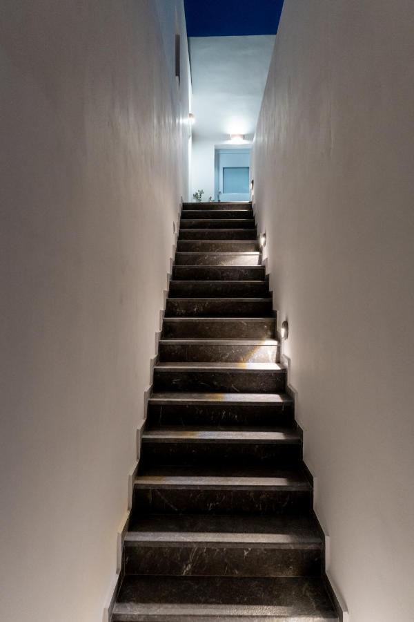 Santorossa Luxury Villas Emporio  Eksteriør bilde