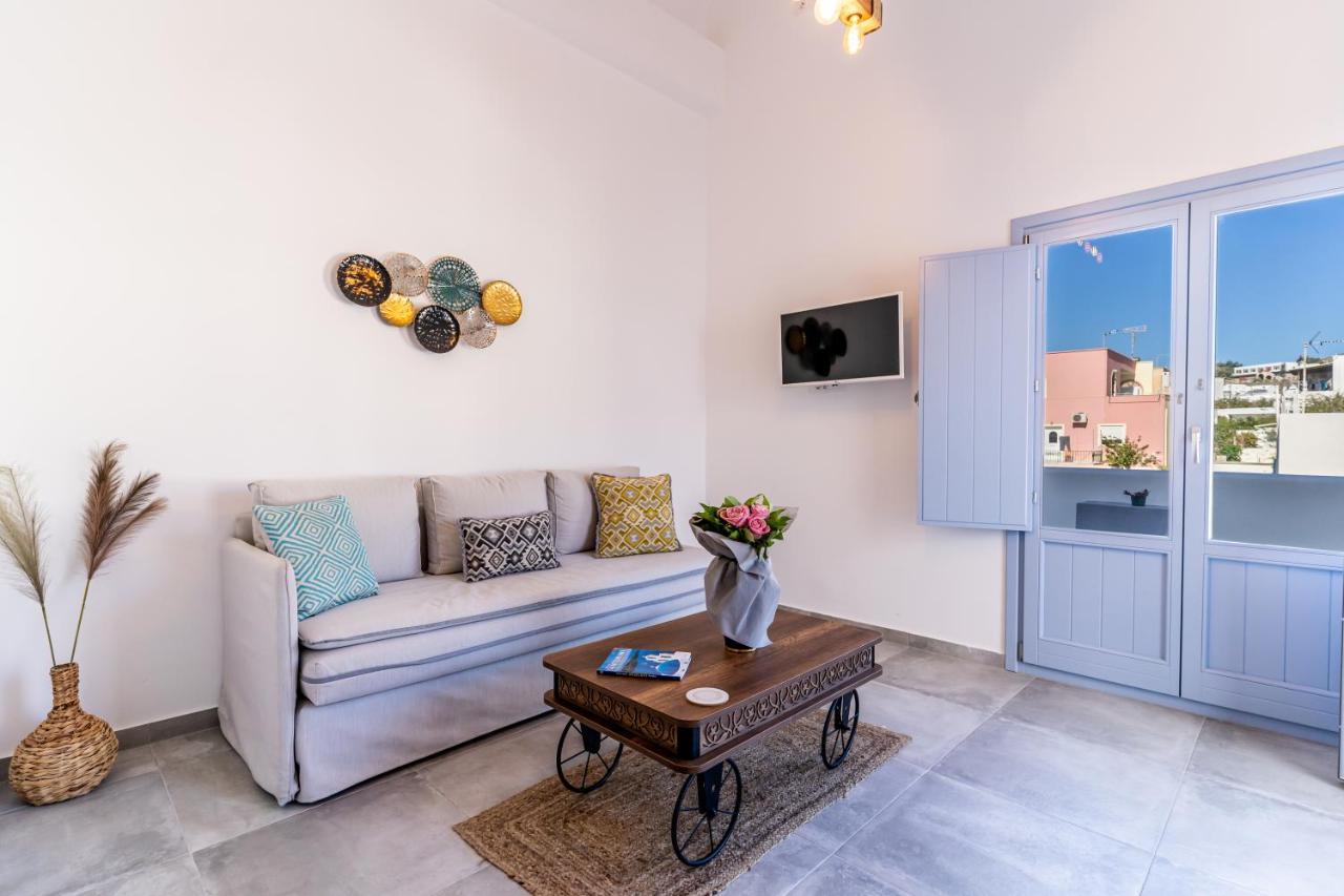 Santorossa Luxury Villas Emporio  Eksteriør bilde
