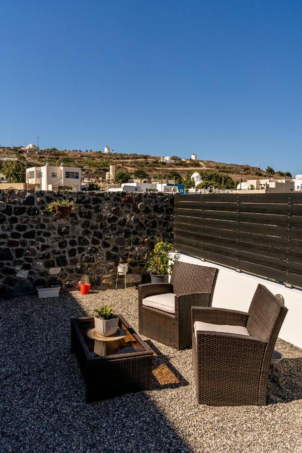 Santorossa Luxury Villas Emporio  Eksteriør bilde